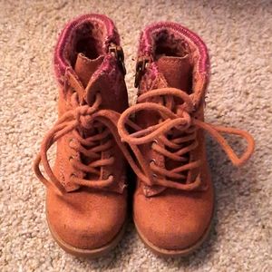 Girls American Eagle boots